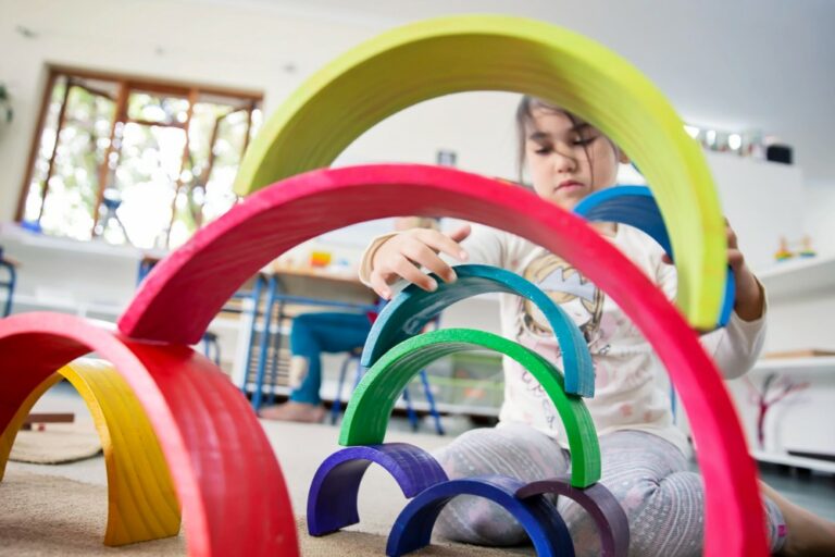 girl-learning-activity